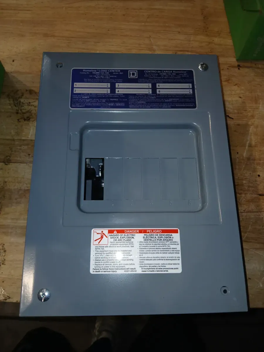 Homeline 100 Amp 6-Space 12-Circuit Indoor Flush Mount Main Lug Load Center with Cover No Door(HOM612L100FCP) - image 1