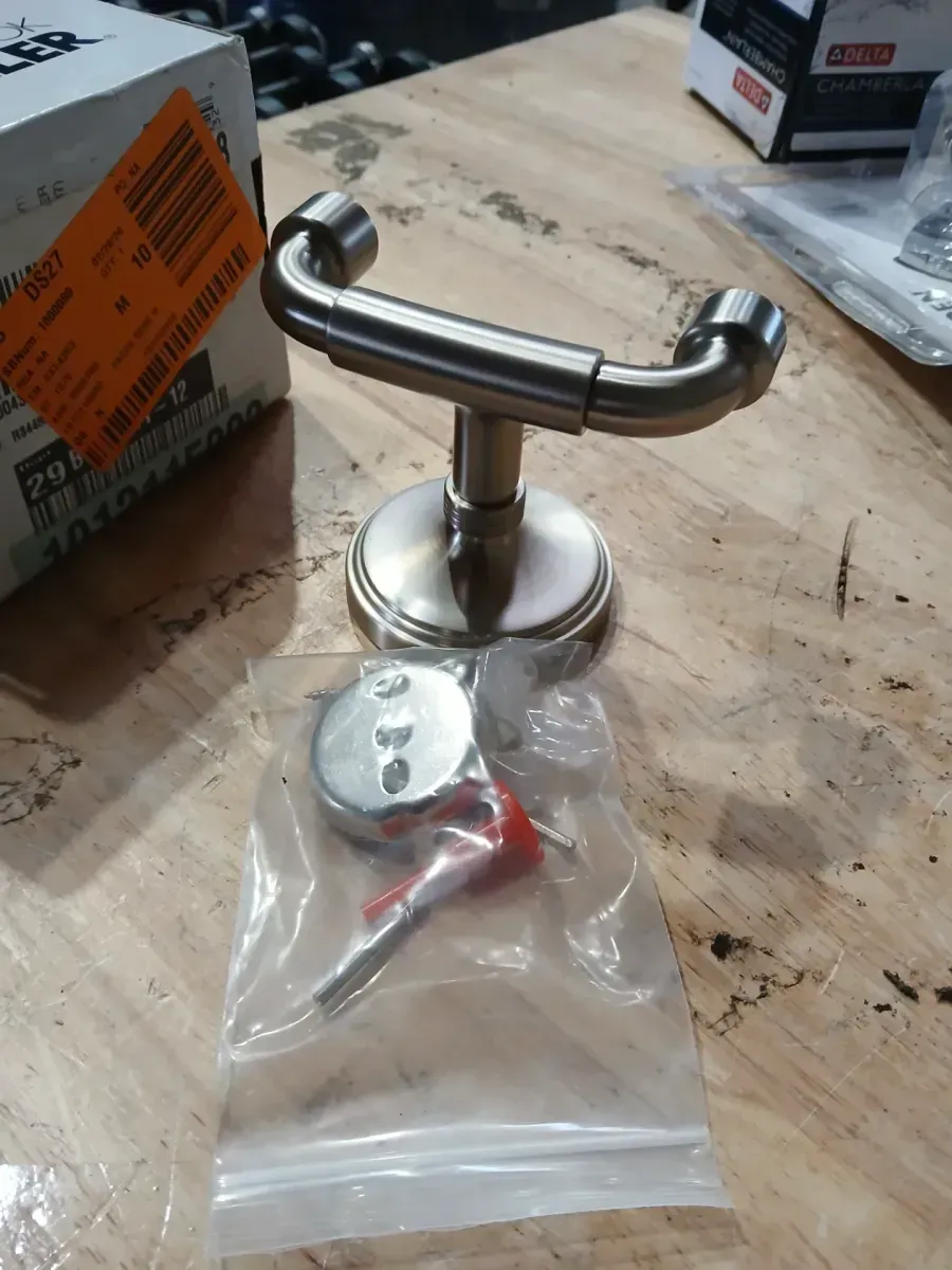 Paces 8 in. Widespread Faucet, Towel Ring, Toilet Paper Holder, Robe Hook and Tub/Shower Faucet Set in Brushed Nickel - image 3