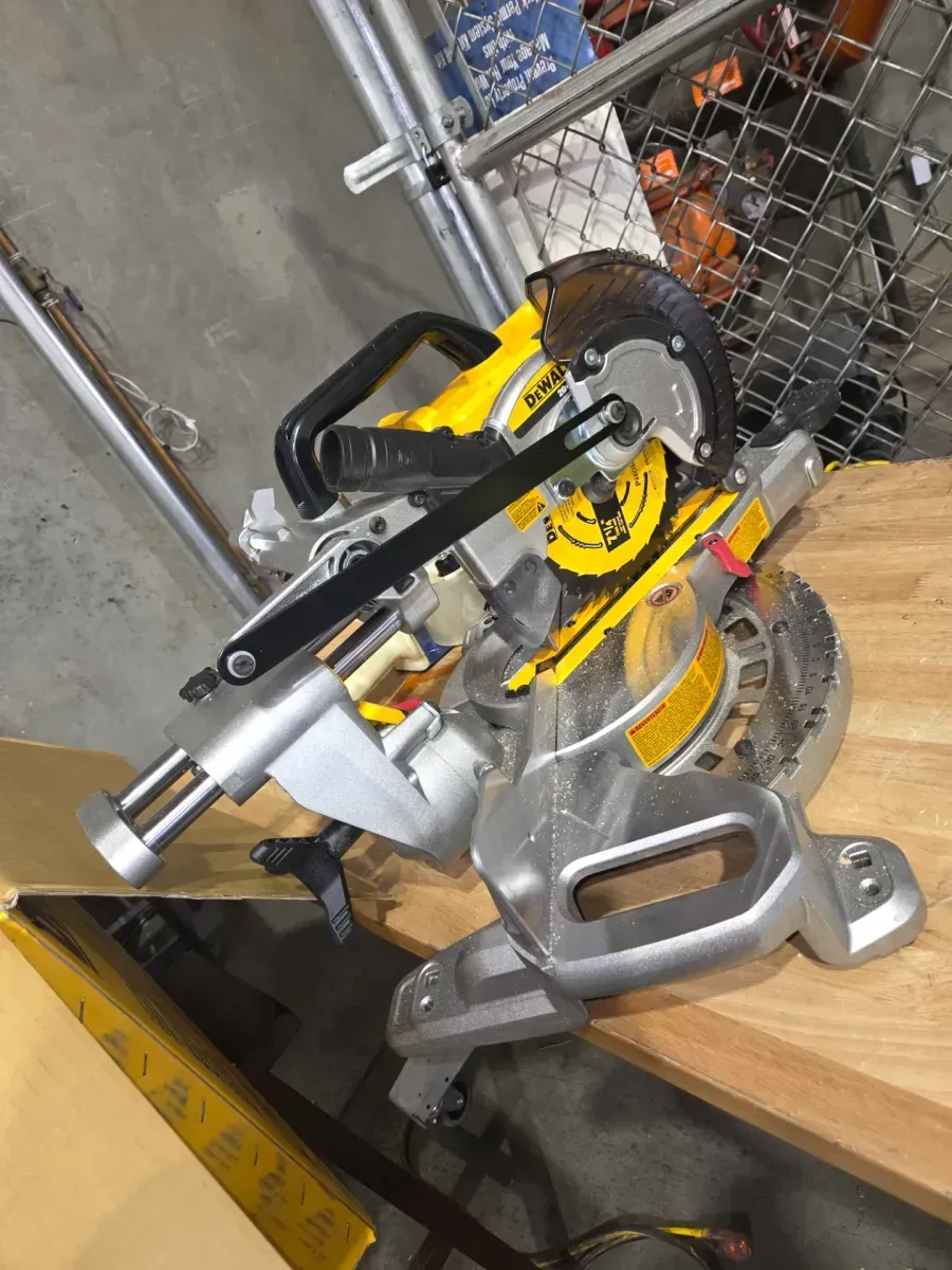 *** Not batterry *** 20V MAX Cordless 7-1/4 in. Sliding Miter Saw (Tool Only) - image 2