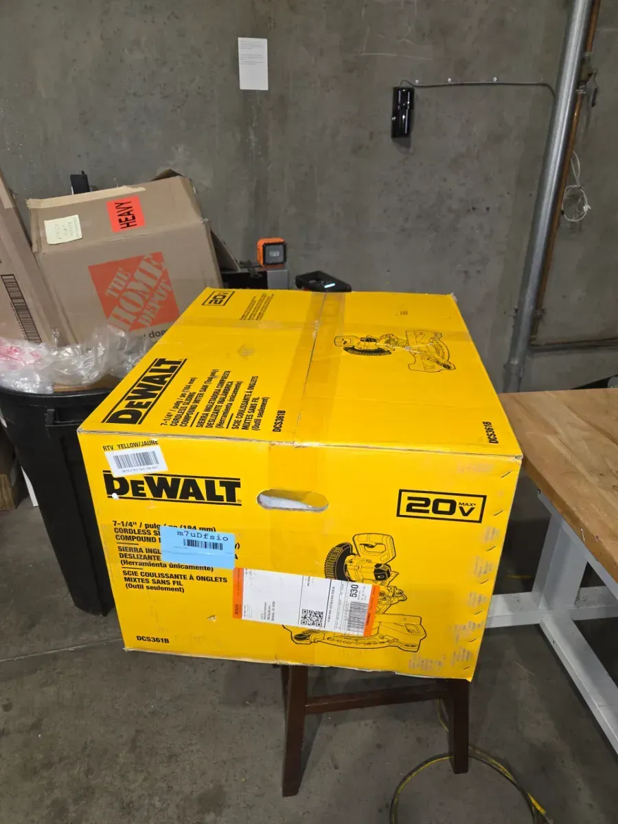 *** Not batterry *** 20V MAX Cordless 7-1/4 in. Sliding Miter Saw (Tool Only) - image 6