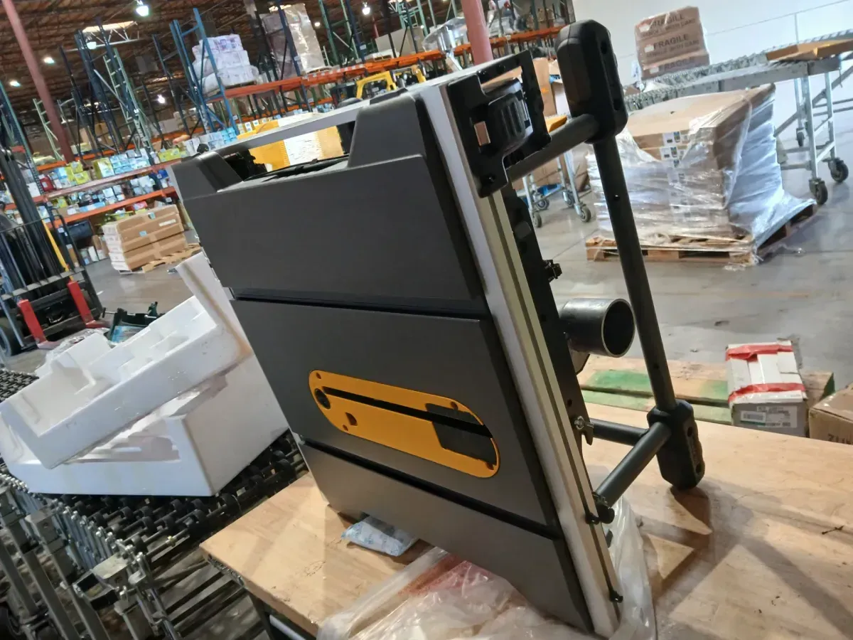 FLEXVOLT 60V MAX Cordless Brushless 8-1/4 in. Table Saw Kit with (1) FLEXVOLT 6.0Ah Battery - image 3