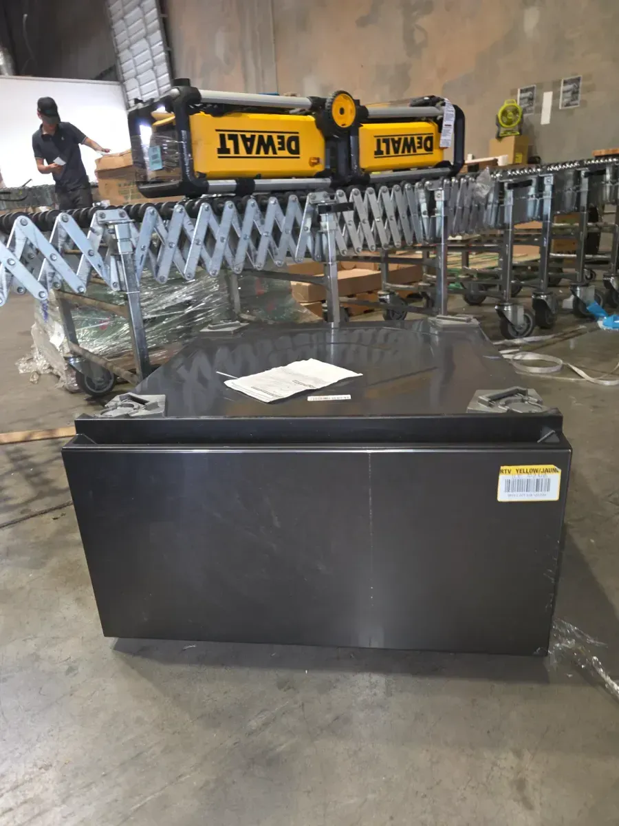 27 in. Laundry Pedestal in Dark Steel with Storage Drawer for Samsung All-In-One Model WD53DBA900HZ - image 2