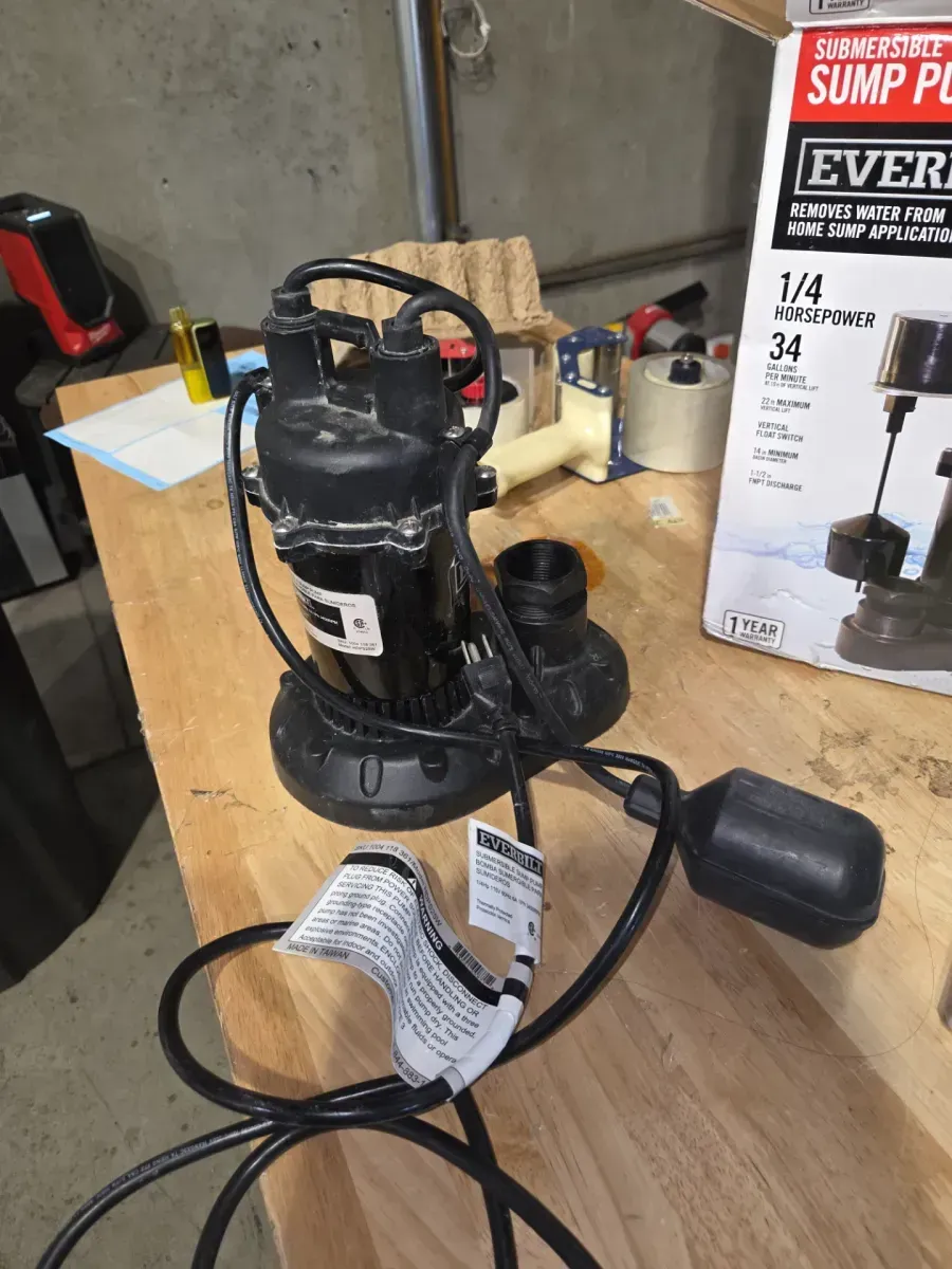 1/4 HP Aluminum Submersible Sump Pump Vertical Switch - image 3