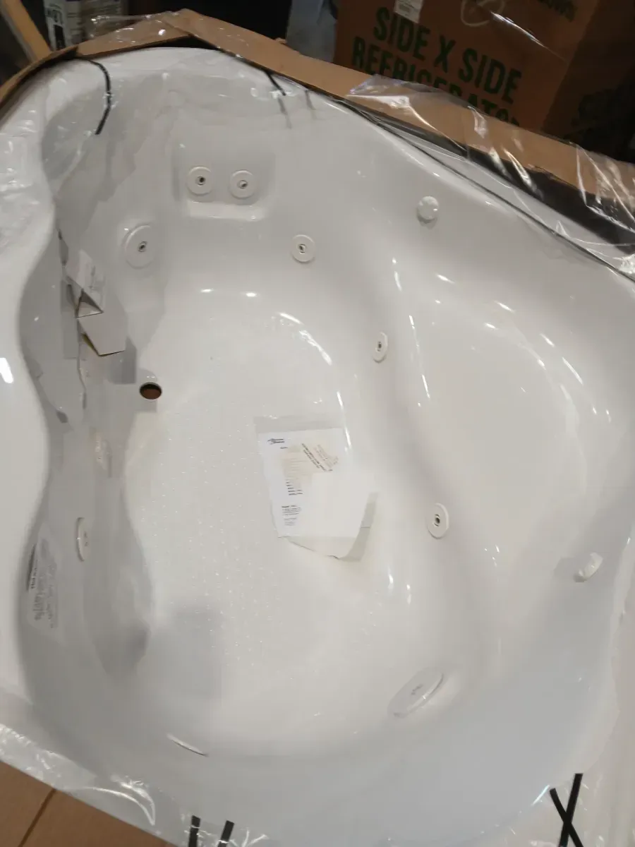 Ensemble Alcove 60 in. x 30 in. x 55 in. Fixed 3-Piece Direct-to-Stud Tub Surround in White - image 4