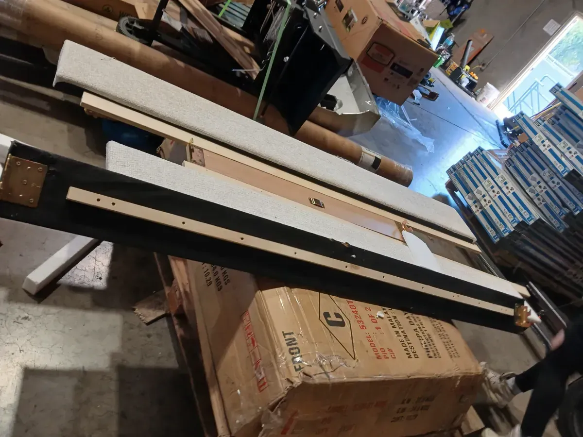 Contemporary Upholstered Daybed 76.77" W × 43.3" D × 31.37" H - image 7