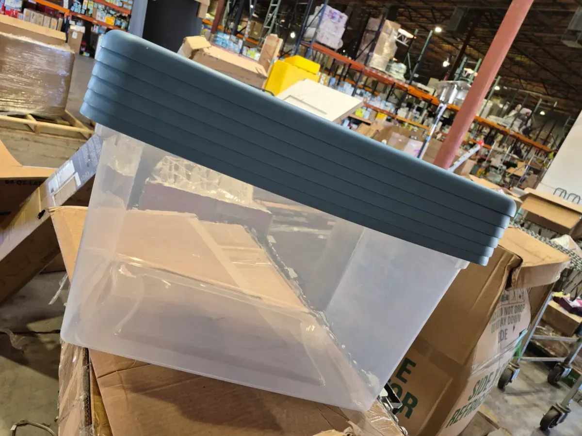 ***Box of  6 boxes ***64 Qt. Latching Storage Box - image 3