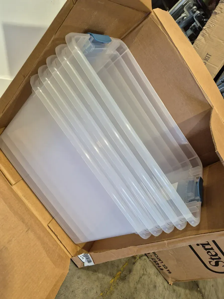 ***Box of  6 boxes ***64 Qt. Latching Storage Box - image 4
