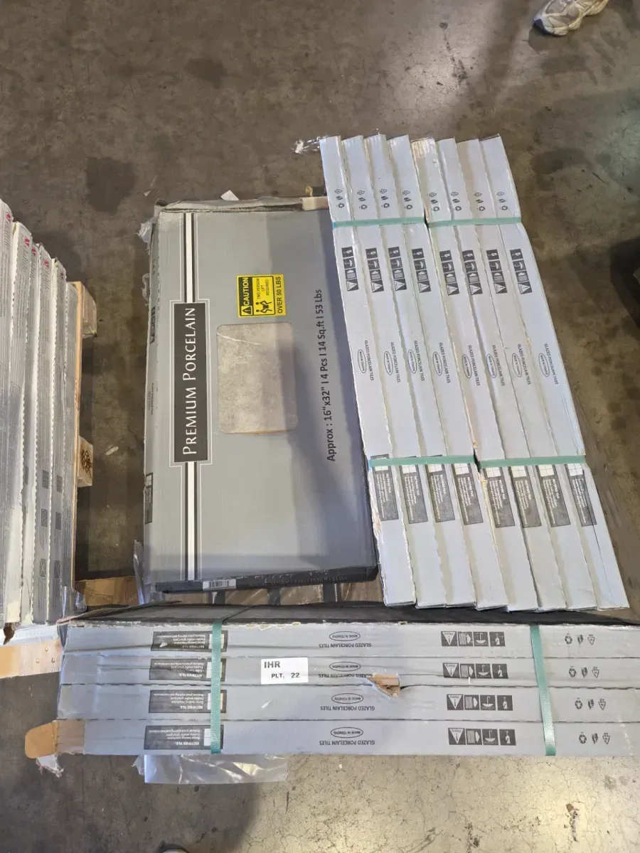 *** case of 15(210 sq. ft. /Case)Cirrus White 16 in. x 32 in. Matte Stone Look Porcelain Floor and Wall Tile (14 sq. ft. /Case) - image 2