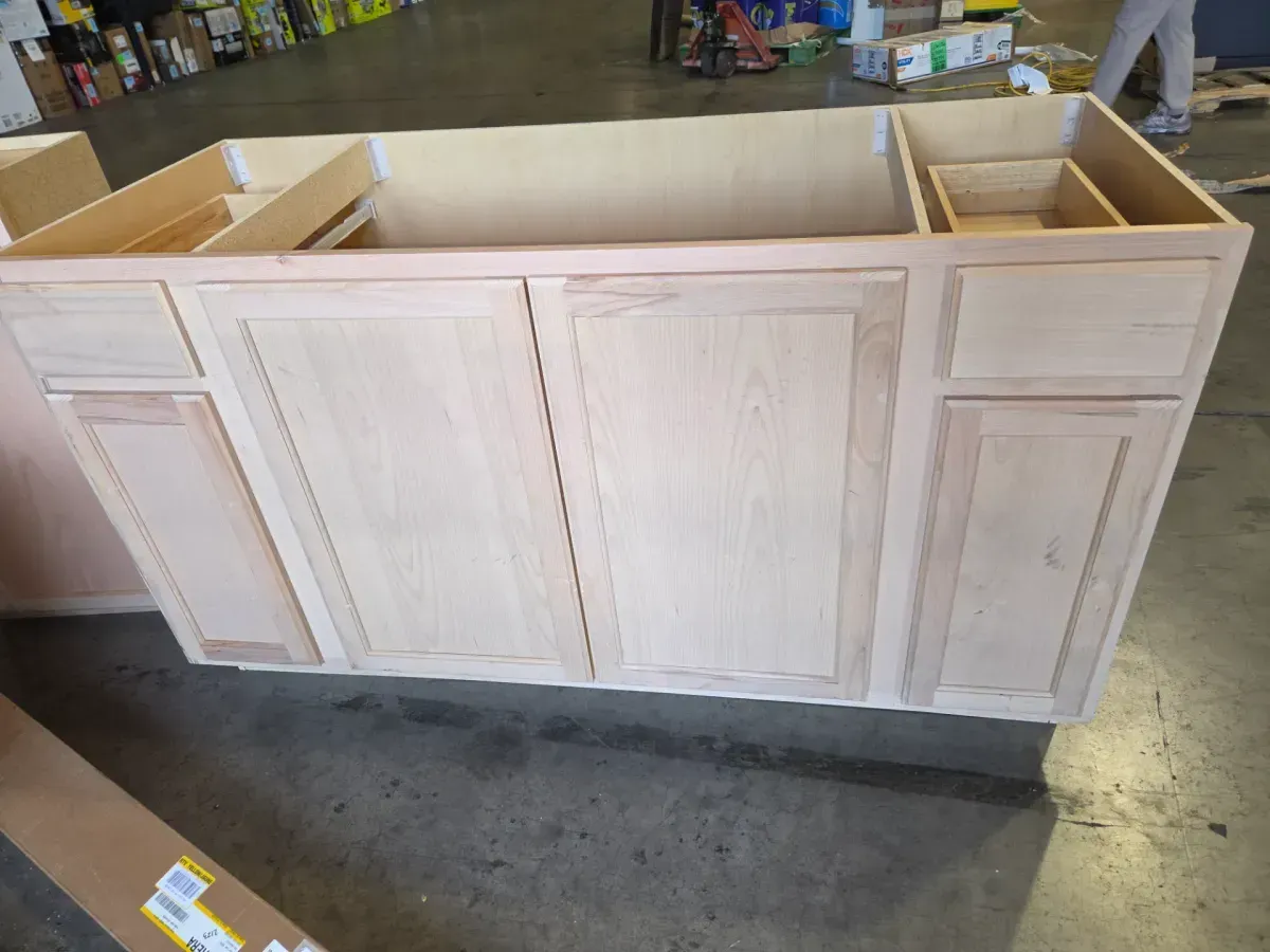 Set 2 cabinets (1 lower , 1 upper ) - image 3