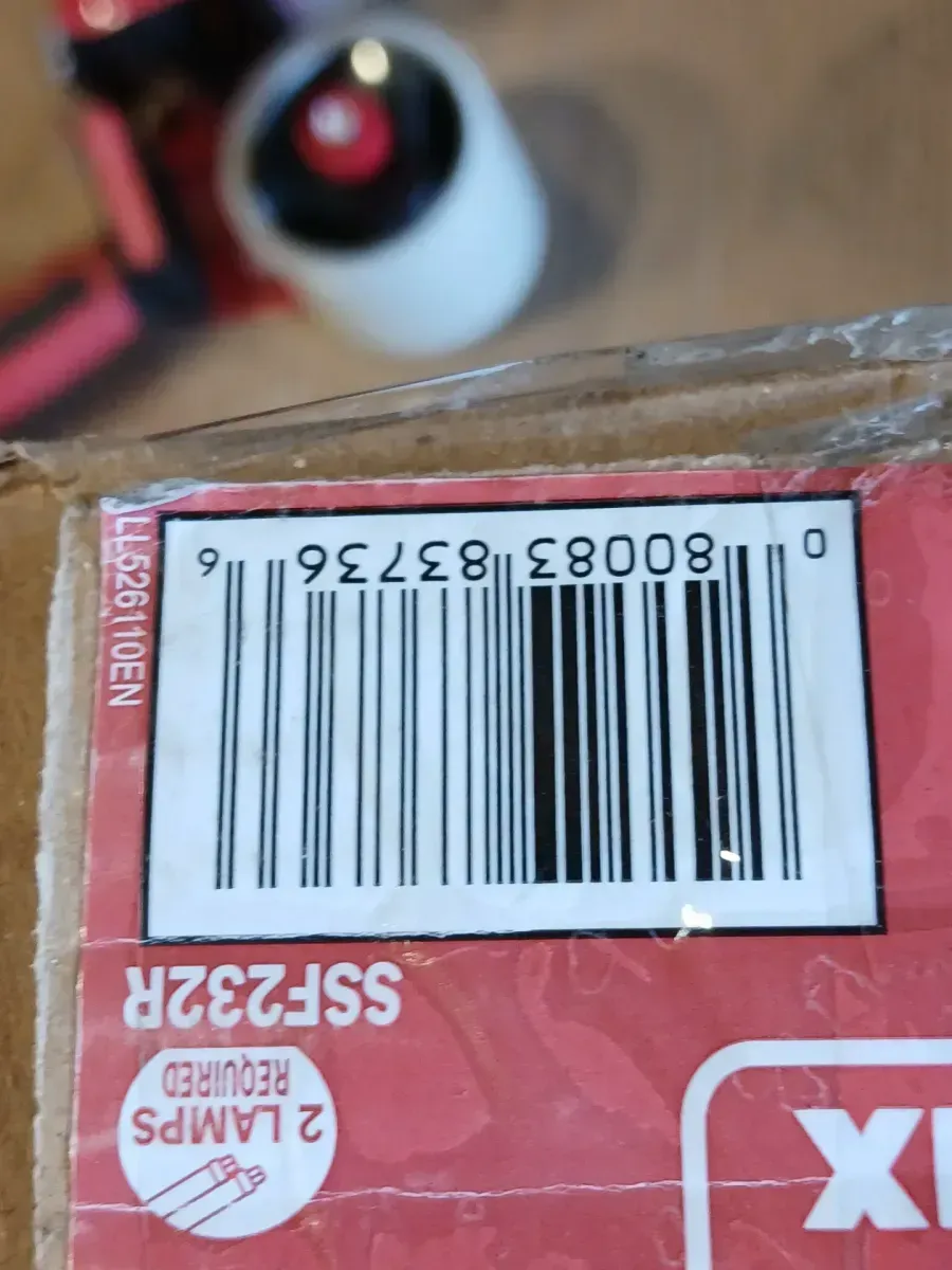 *** I missing led *** 32-Watt 2-Light White 4 ft. Fluorescent Strip Light - image 5