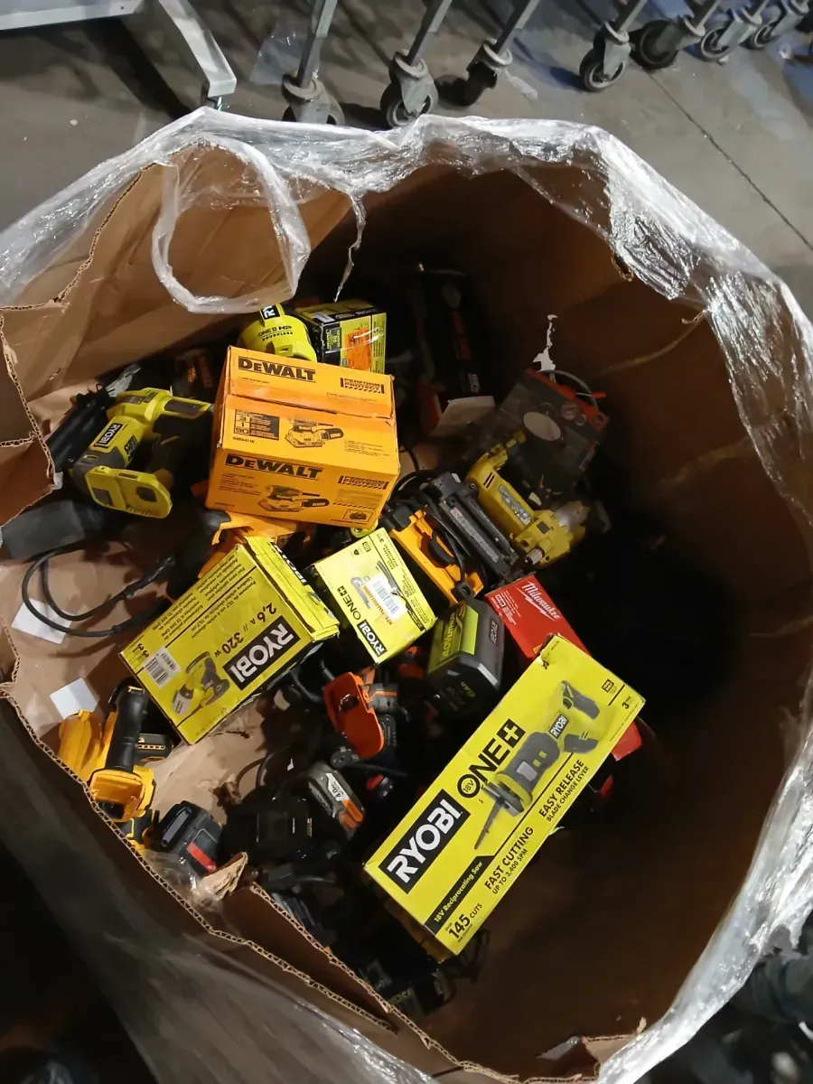 Pallet of devices, chargers, and batteries from various brands—non-functional - image 1