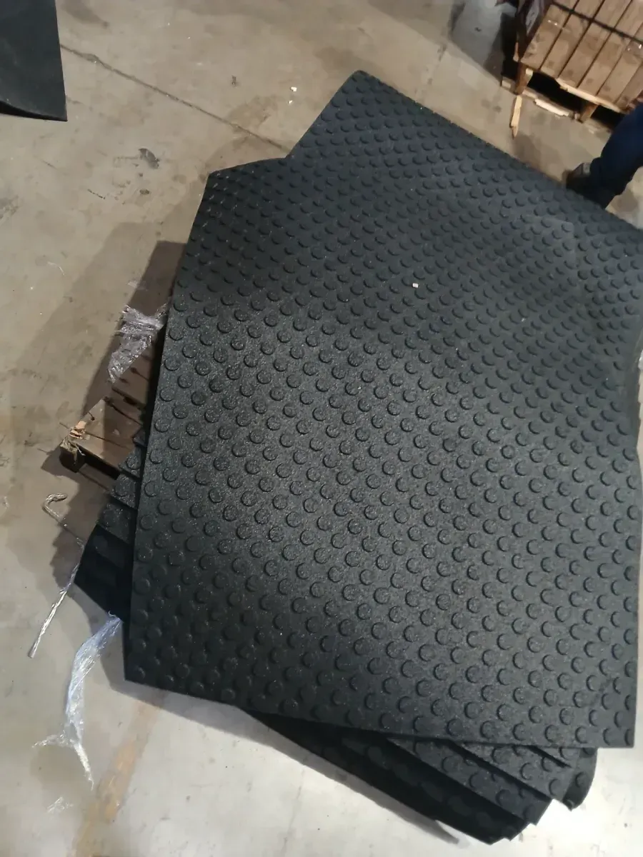 *** Back of 23 *** Diamond Plate 4 ft. x 3 ft. Black Rubber Flooring (12 sq. ft.) - image 2