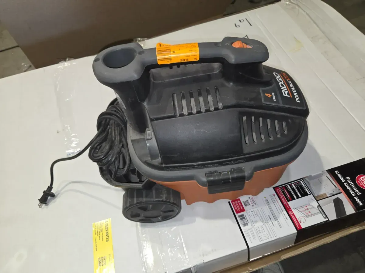 ***It doesn't come with the accessories.***4 Gal. 5.0 Peak HP Portable Shop Vacuum WD4070 Wet Dry Vac with Fine Dust Filter, 14 ft. Locking Hose and Accessories - image 3