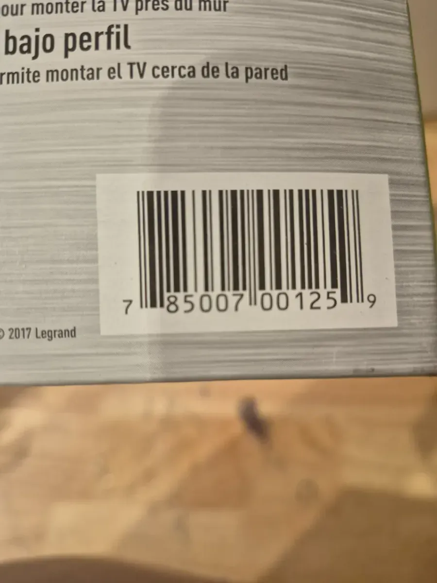 Pass & Seymour 1 Gang Recessed TV Media Box Kit with Surge Suppressing Outlet and Low Voltage Inserts, White - image 3