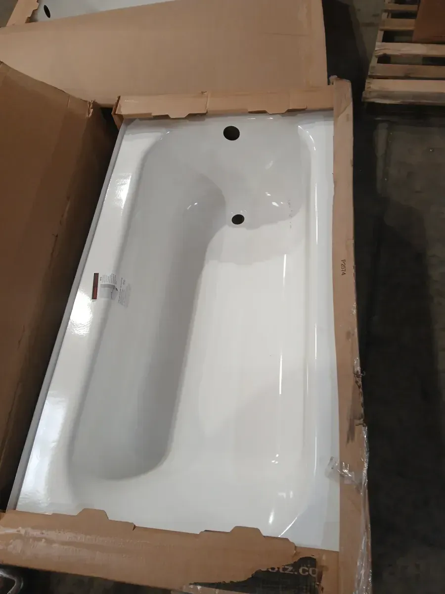 A  Pallet of 4 different  size ,style and brand  bathtubs  - image 3