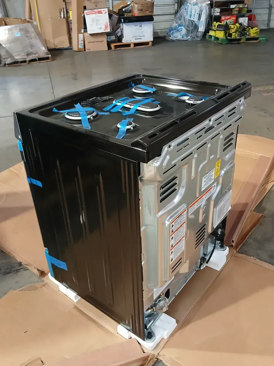 Frigidaire 30 In. Stainless Steel Front Control Gas Range With Quick Boil - image 4