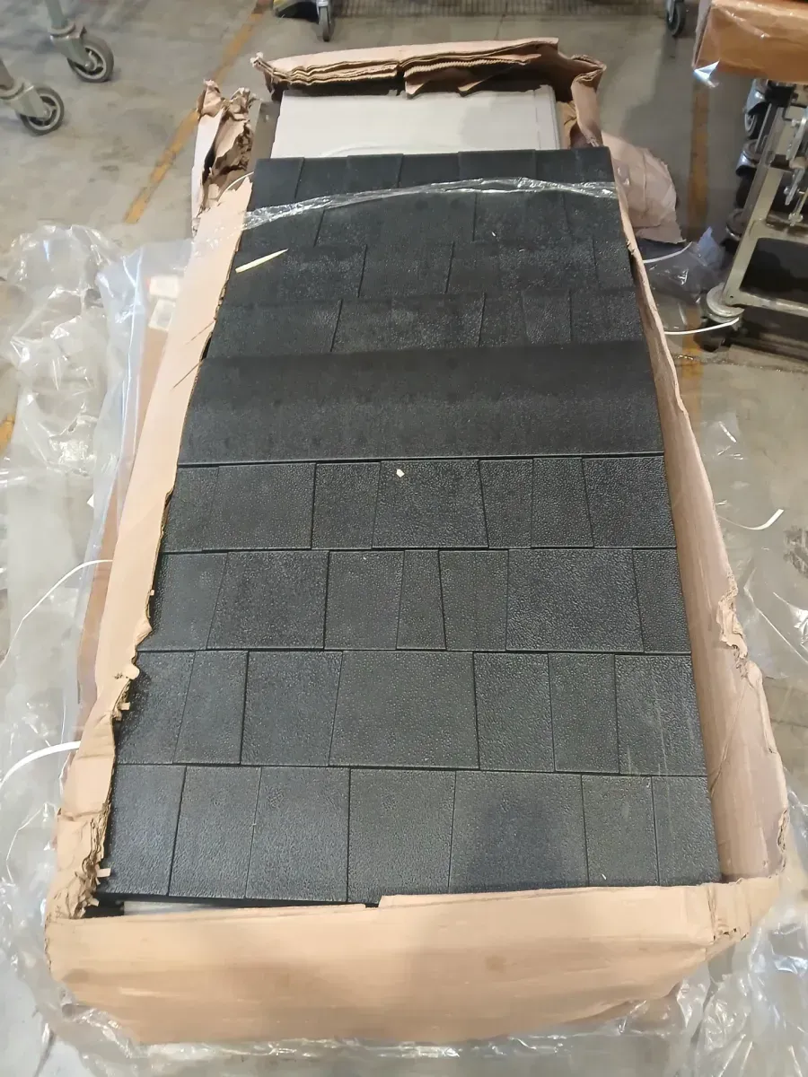 2 ft. 4 in. x 4 ft. 8 in. Small Vertical Resin Storage Shed - image 3