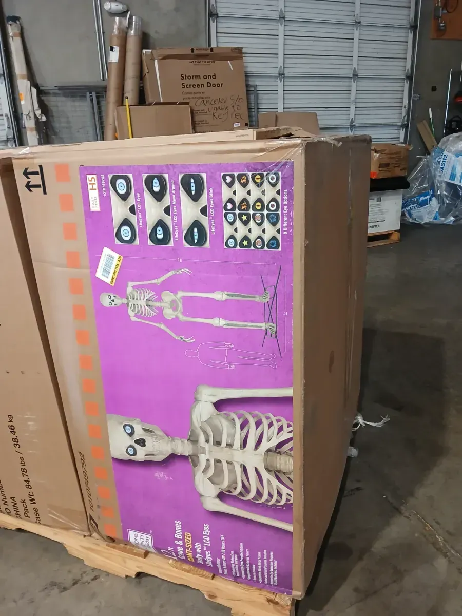 12 ft. Grave & Bones Giant-Sized Skelly with LifeEyes™ LCD Eyes H5 - image 10