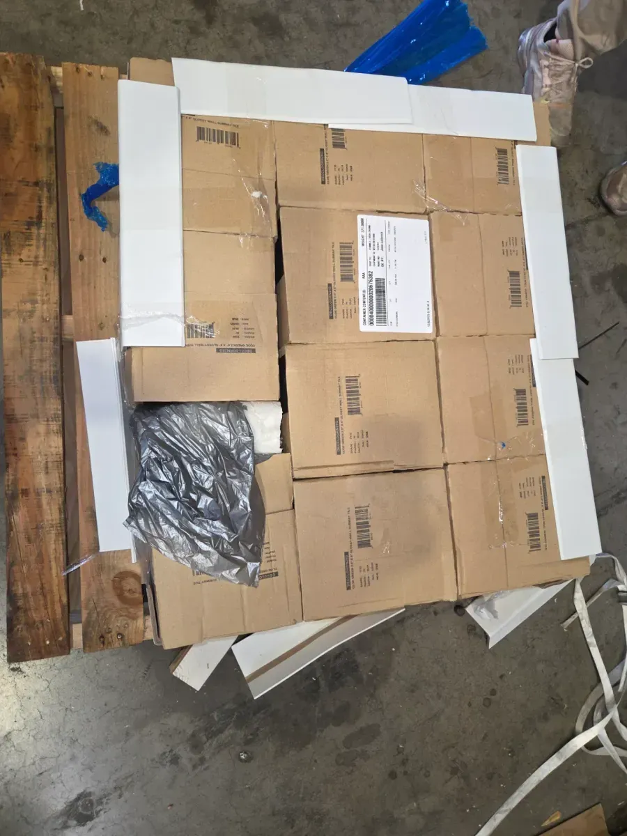 Cloe Subway Glossy Green 2.5 in. x 8 in. Handmade-Look Ceramic Wall Tile (10.64 sq. ft./Case) - image 6