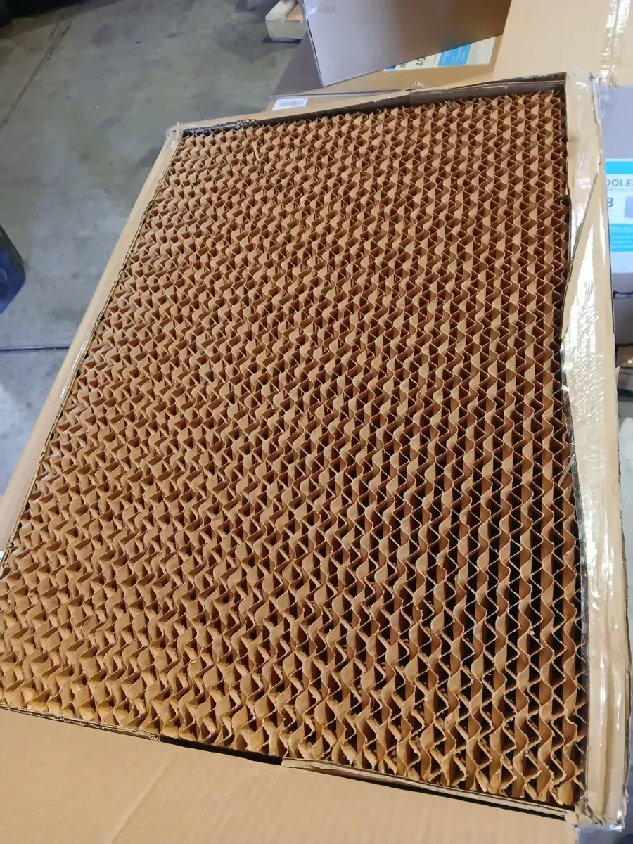 40 in. x 28 in. x 12 in. Replacement Rigid Media - image 3