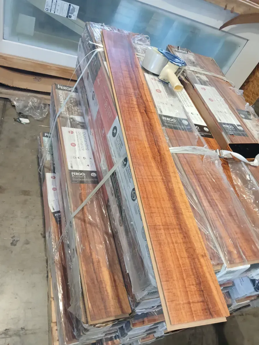 *** Pallet of 50 case ( 687sqft/case) *** Outlast+ Hawaiian King Koa 12 mm T x 5.2 in. W Waterproof Laminate Wood Flooring (13.74 sqft/case) - image 2