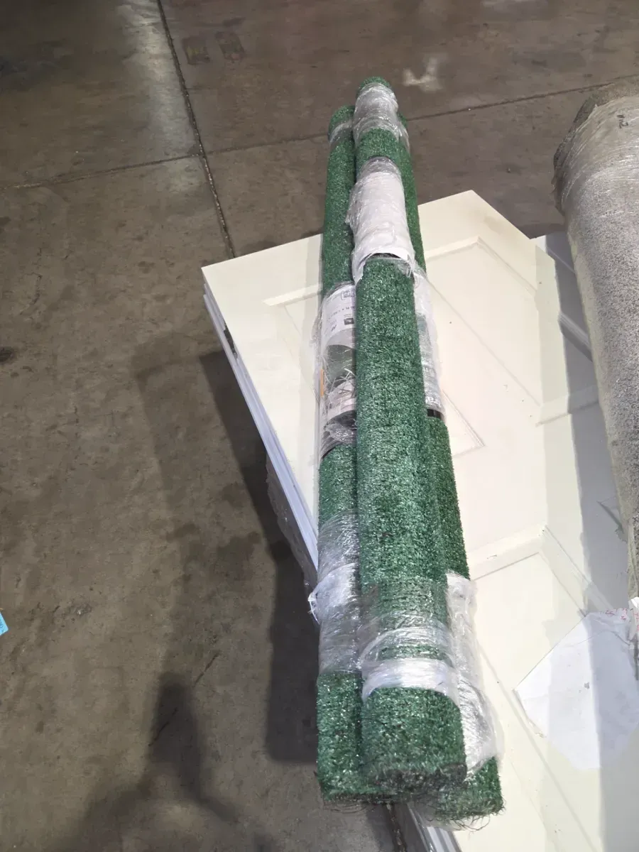 ***pack of 3***Emerald Green Precut Turf 6 ft. x 8 ft. Artificial Grass Rug - image 4