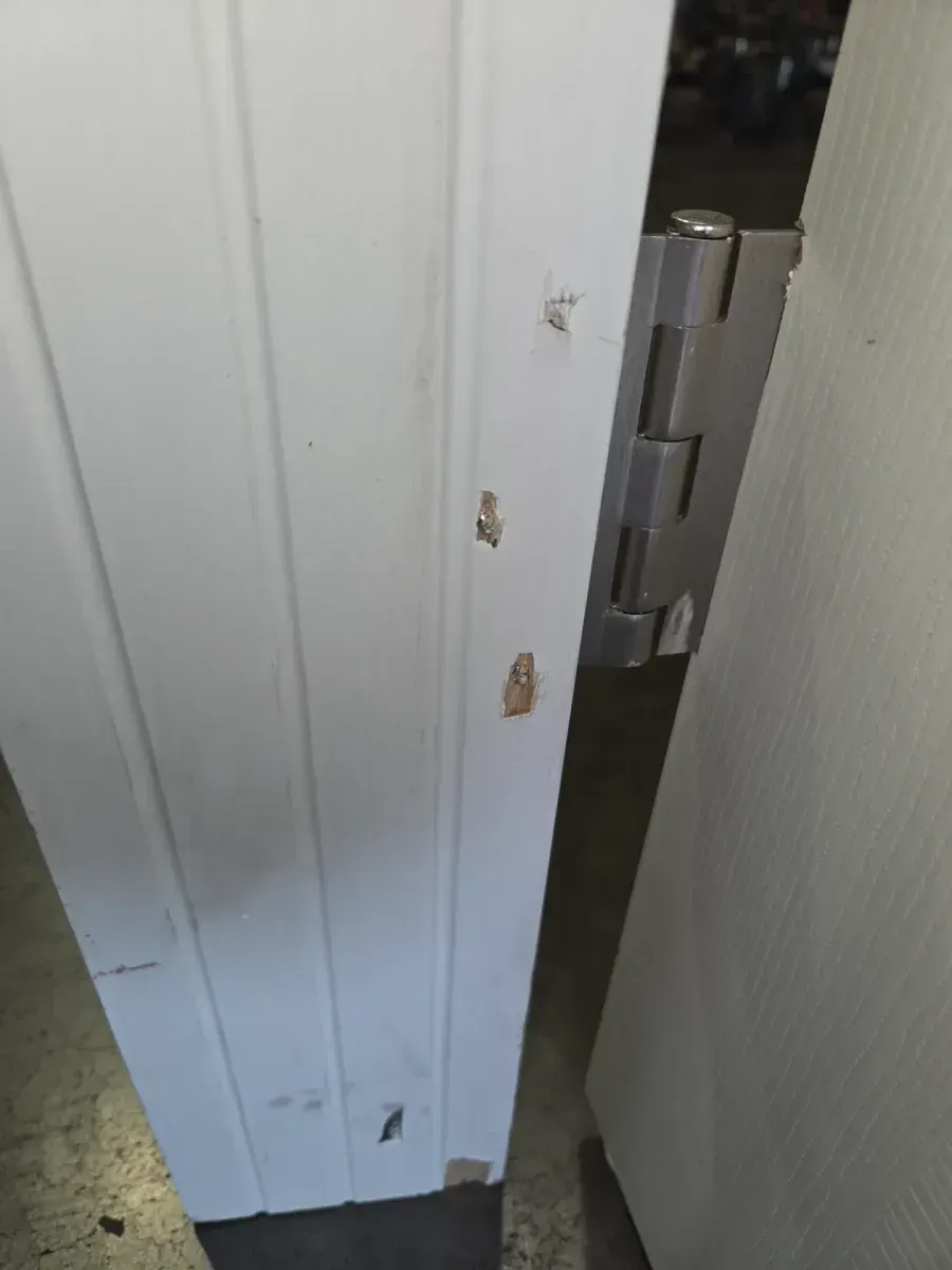 32 in. x 80 in. 6 Panel, Hollow Core, White Primed, MDF Prehung Interior Door Right-Handed with Door Jamb and Hardware - image 7