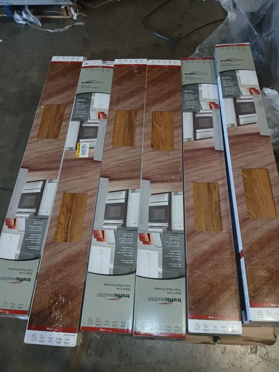*** Pallet of 8 case (175.6sqft/case)*** Birchwood Meadows Oak 6 MIL x 6 in. W x 48 in. L Waterproof Click Lock Luxury Vinyl Plank Flooring (21.95 sqft/case) - image 4