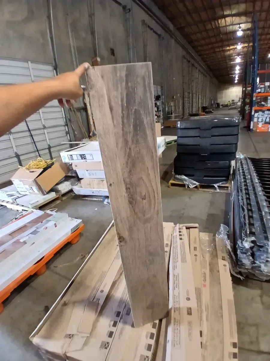 *** Pallet of 14 case (212.8sq. ft./Case)*** Laurelwood Cream 8 in. x 47 in. Color Body Porcelain Floor and Wall Tile (15.2 sq. ft./Case) - image 4