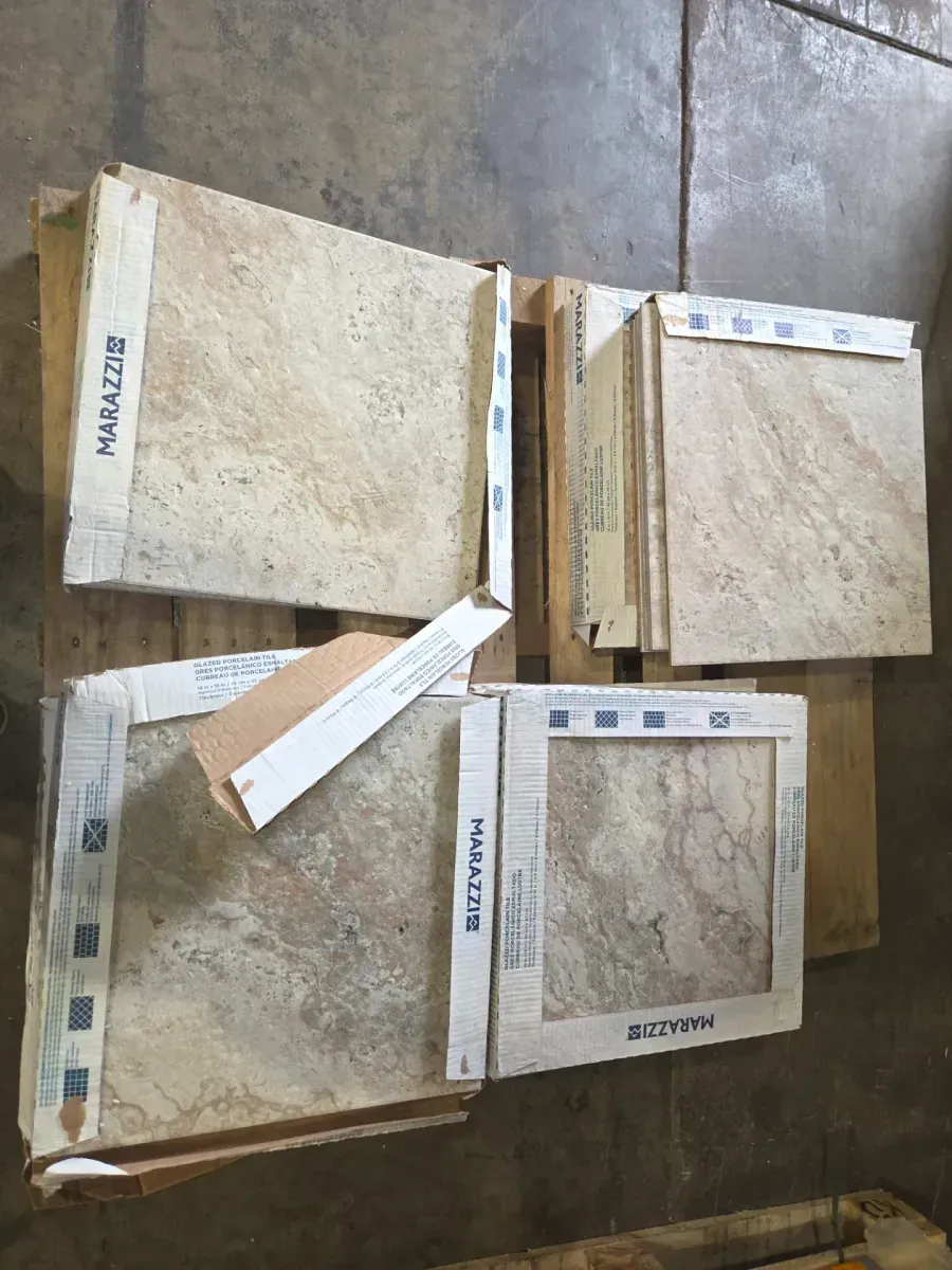 ***pallet of 7 case (123.2 sq. ft./case)*** avisano Trevi 18 in. x 18 in. Porcelain Floor and Wall Tile (17.6 sq. ft./case) - image 3