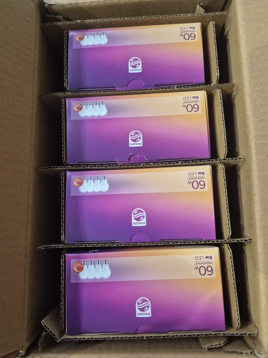 ***pack of 4***60-Watt Equivalent A19 Ultra Definition Dimmable E26 LED Light Bulb EyeComfort Soft White with Warm Glow 2700K (4-Pack) - image 5