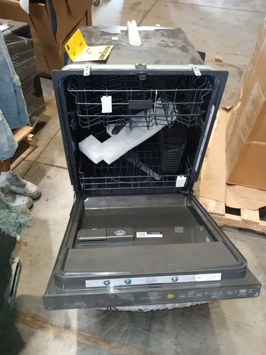 24 in Top Control Built in-Tall Tub 52 dBA Dishwasher with Plastic Tub in Stainless Steel with 4-cycles - image 3