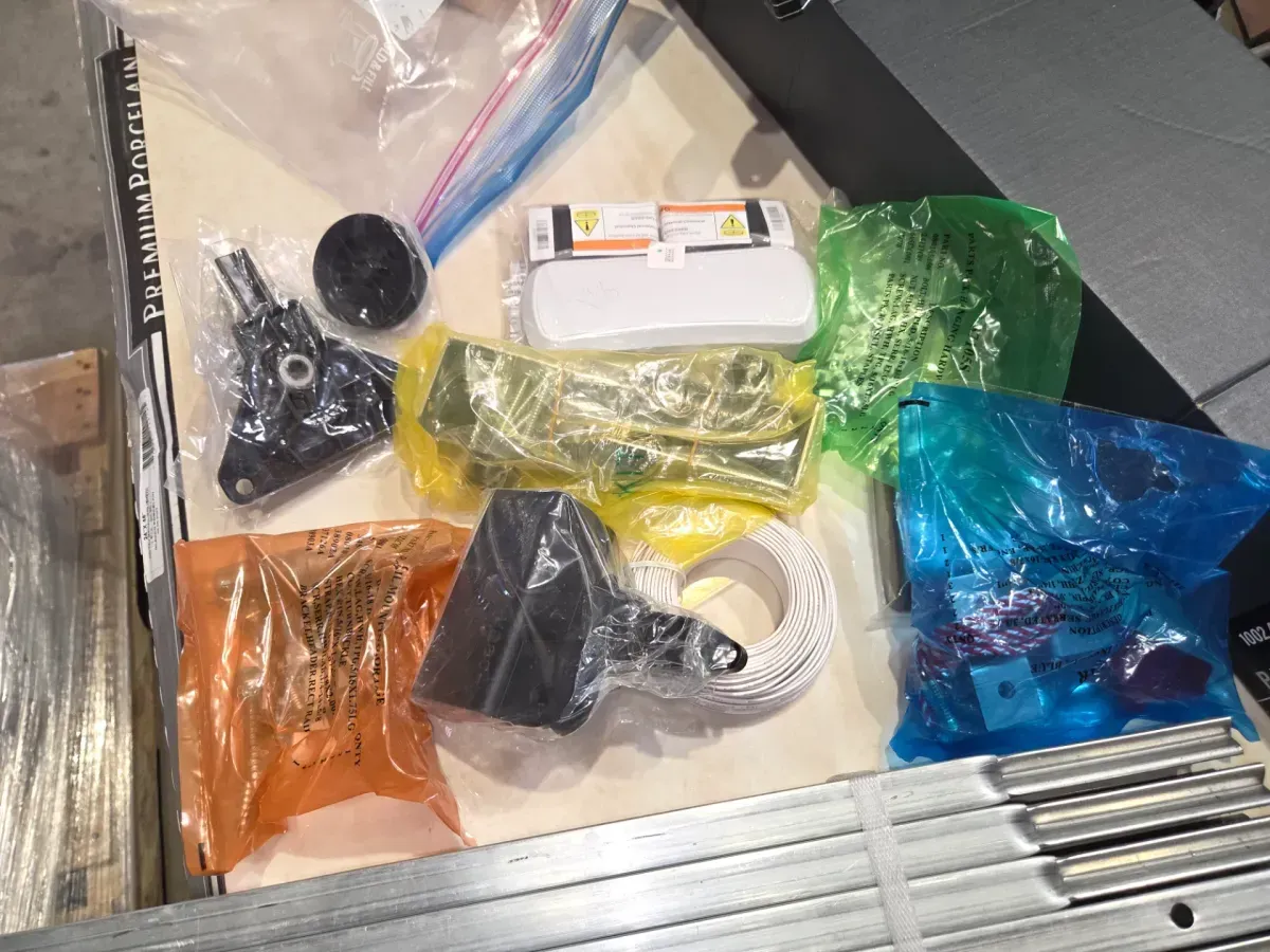 1-1/4 HP Smart Belt Garage Door Opener with LED Lighting, Battery Backup and Outdoor Cam Battery Security Camera - image 7