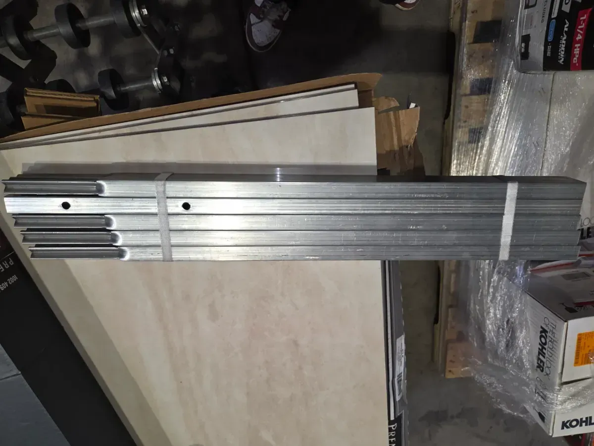 1-1/4 HP Smart Belt Garage Door Opener with LED Lighting, Battery Backup and Outdoor Cam Battery Security Camera - image 8