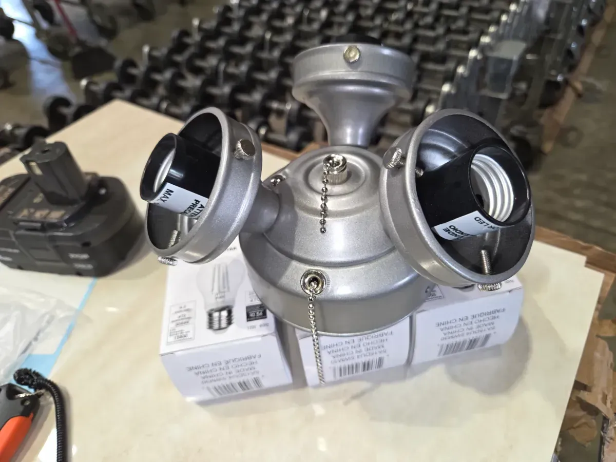 Hilmouth 52 in. Indoor Matte Silver Ceiling Fan with Light - image 3