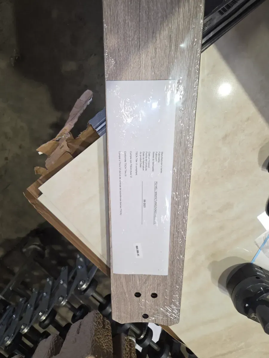 Hilmouth 52 in. Indoor Matte Silver Ceiling Fan with Light - image 6