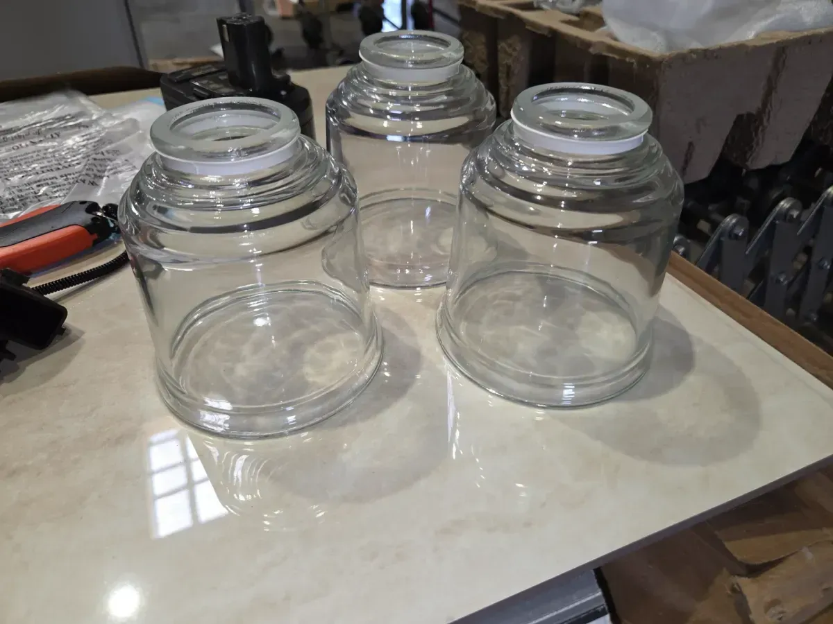 Hilmouth 52 in. Indoor Matte Silver Ceiling Fan with Light - image 7