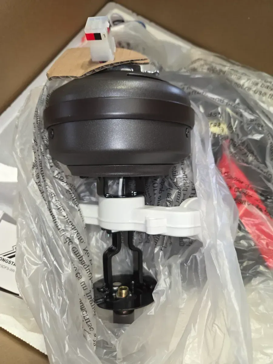 Donegan 52 in. LED Indoor Fresh White Ceiling Fan with 3-Light - image 6