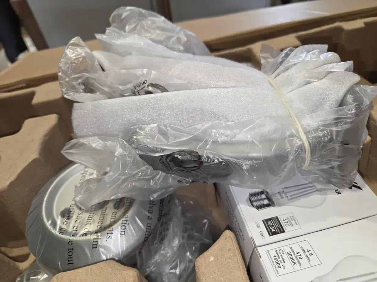 Hilmouth 52 in. Indoor Matte Silver Ceiling Fan with Light - image 5