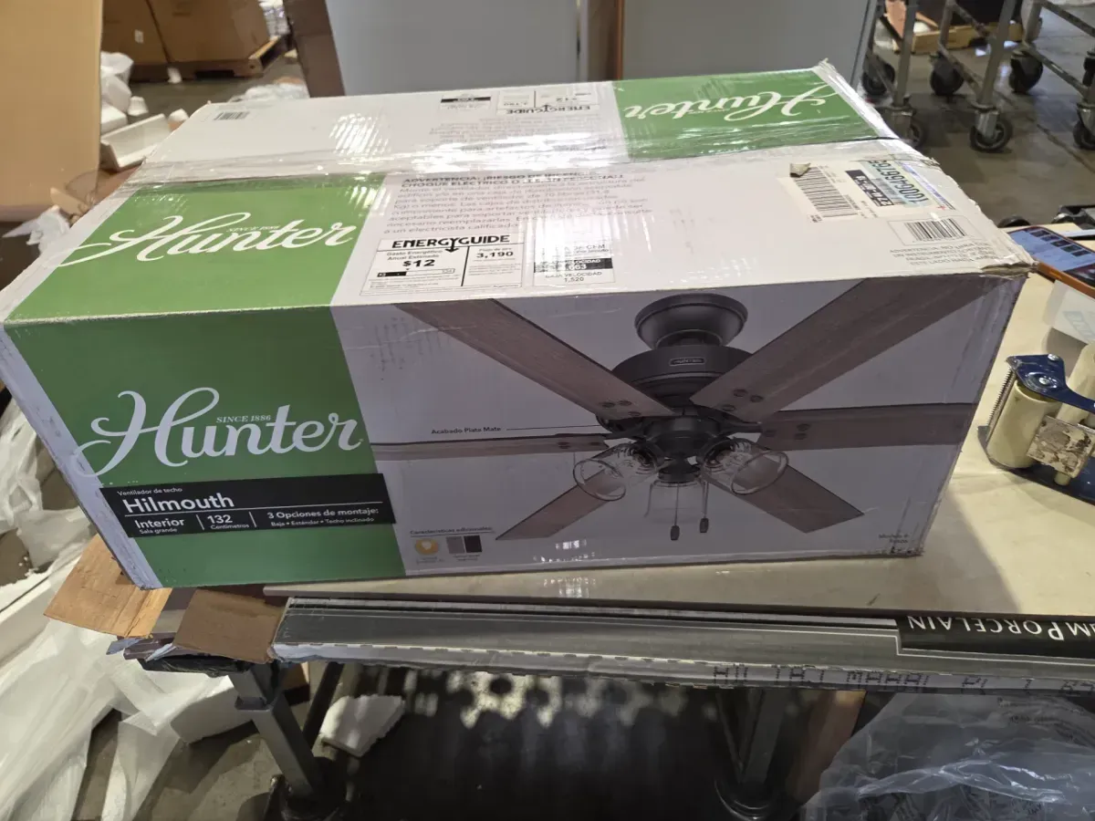 Hilmouth 52 in. Indoor Matte Silver Ceiling Fan with Light - image 8