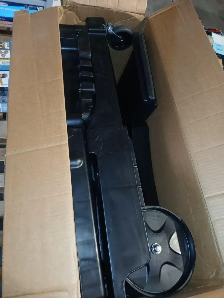 Cleaning Cart with Zipper Yellow Vinyl Bag, 3-Shelf | Rubbermaid - image 3