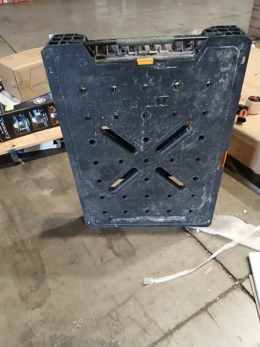 DeWalt Express Folding Workbench with 2 Clamps - image 2