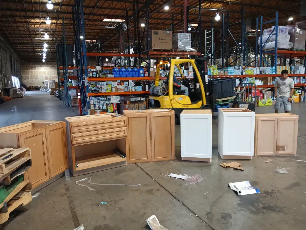 *** Set of 6 cabines (4 lower and 2 upper) ***  - image 1