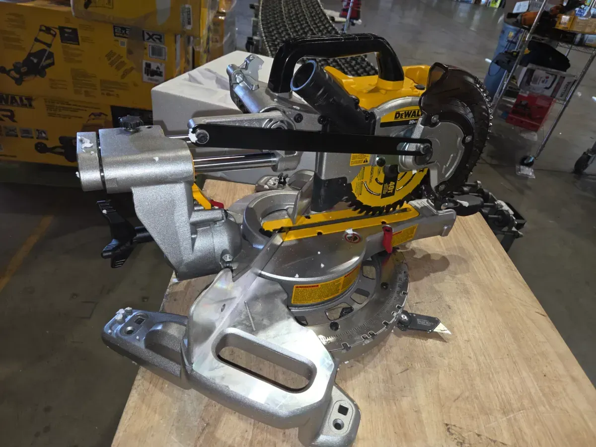 20V Max  Lithium-Ion Cordless 7-1/4 in. Sliding Miter Saw with 20V Max Premium 5.0Ah Battery Pack - image 3