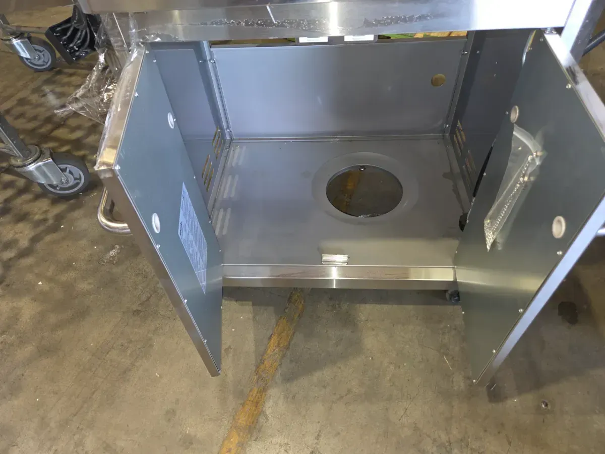 4 Burner Stainless Steel Propane Gas Grill with Side Burner - image 6