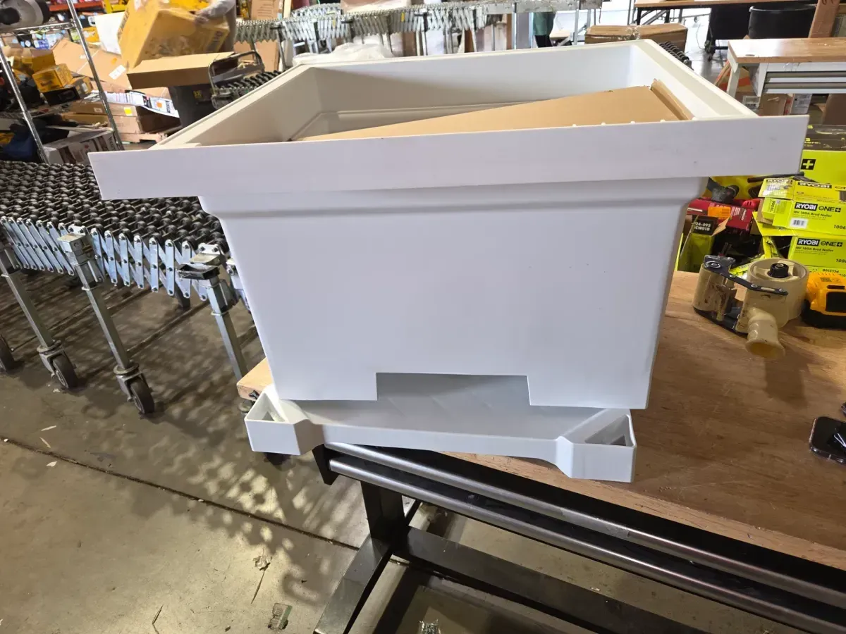 24 in. W x 24 in. D x 35 in. H Freestanding Laundry/Utility Sink in White with Stainless Steel Pull-Out Faucet - image 3