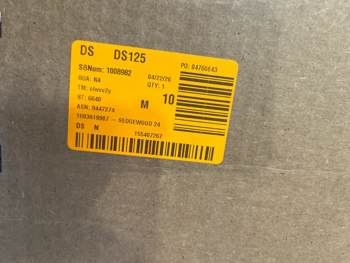 Sedgewood 24.5 in. W x 18.75 in. D x 34.375 in. H Single Sink Bath Vanity in White with Arctic Solid Surface Top - image 9