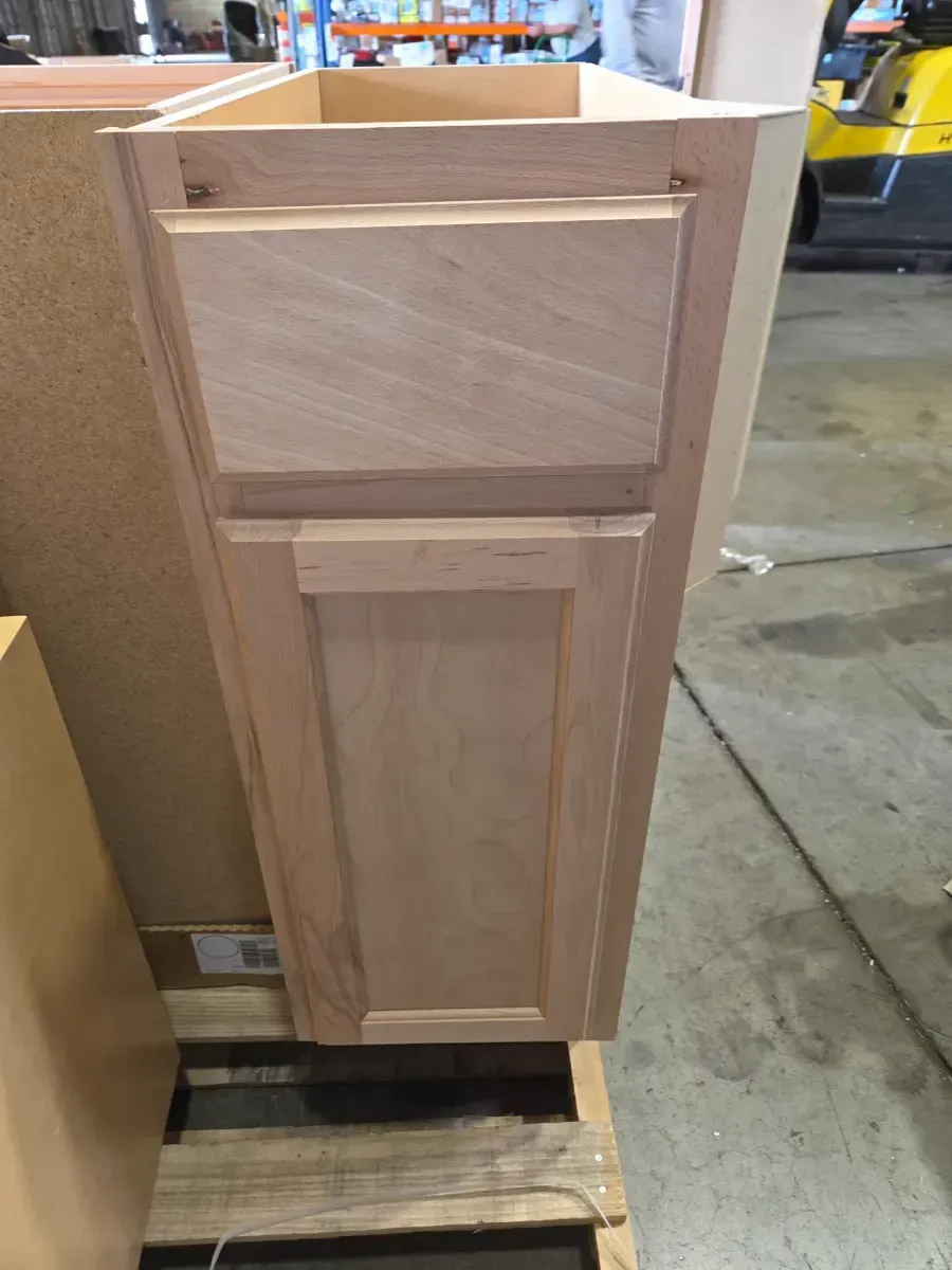 Set of 7 cabinets (5 upper, 2 lower )  - image 5