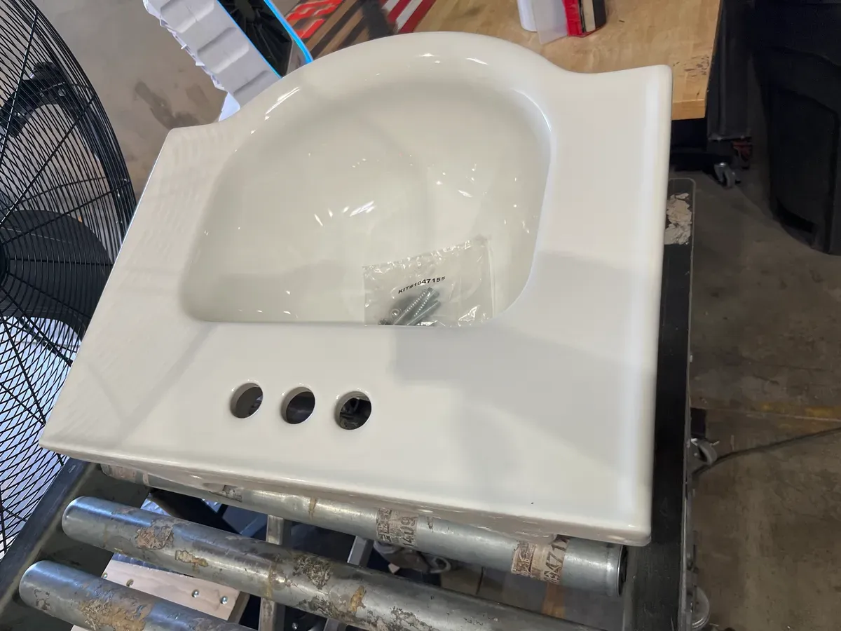 Veer 21 in. x 18.25 in. Pedestal Bathroom Sink in White Vitreous China - image 5