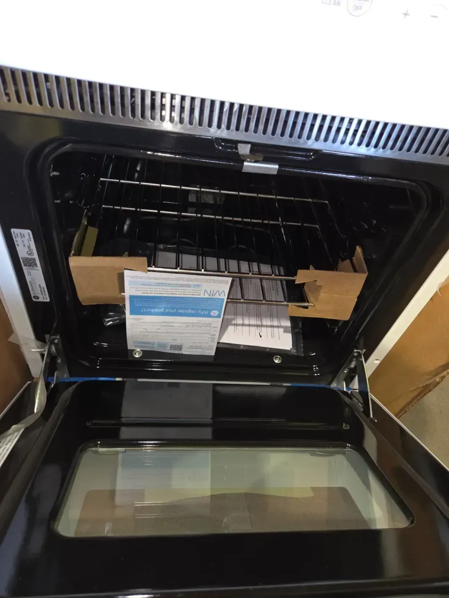 24 in. Single Electric Wall Oven Self-Cleaning in White - image 5